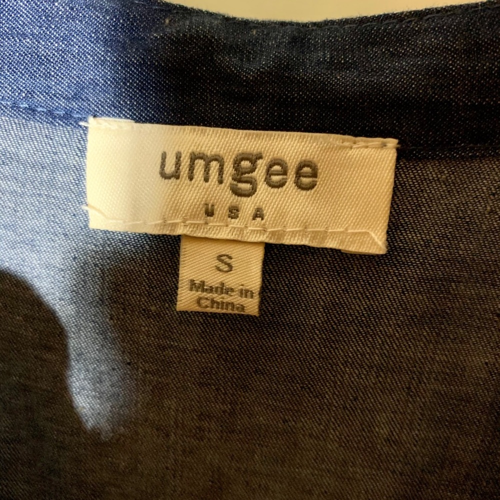 EUC Umgee Chambray Dress (Runs Large) - Picture 6 of 7
